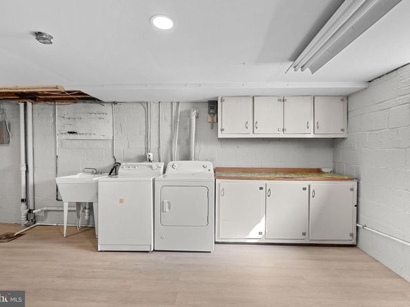 5931 1st Street S, Arlington VA 22204