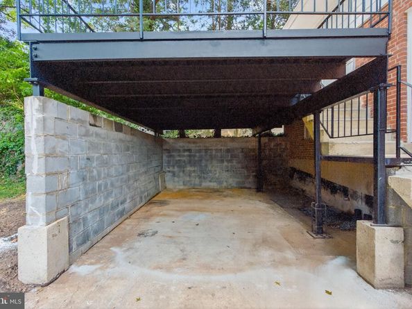 2501 36TH Place SE, Washington DC 20020