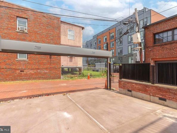 1528 Oates Street NE A, Washington DC 20002