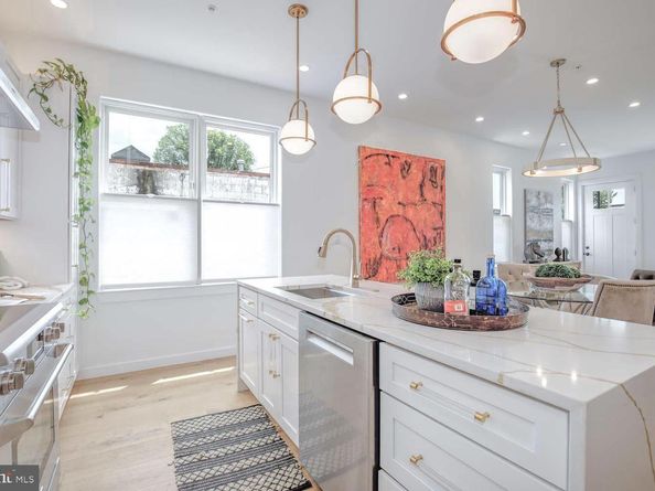 1528 Oates Street NE A, Washington DC 20002