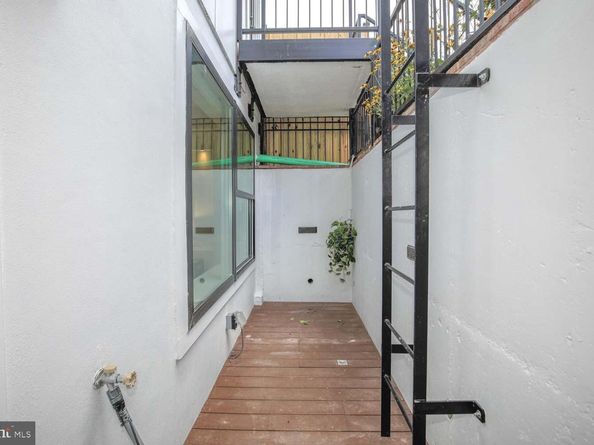 1528 Oates Street NE A, Washington DC 20002