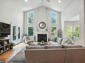 201 Prescott Circle SE, Vienna VA 22180