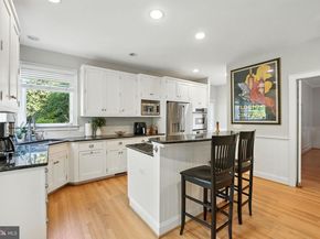 201 Prescott Circle SE, Vienna VA 22180