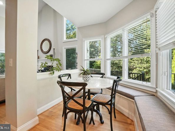 201 Prescott Circle SE, Vienna VA 22180