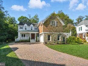 201 Prescott Circle SE, Vienna VA 22180