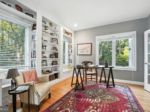 201 Prescott Circle SE, Vienna VA 22180