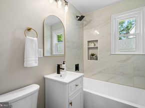 2108 Dinwiddie Street S, Arlington VA 22206