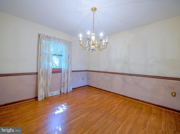 947 Caledonia Street, Philadelphia PA 19128