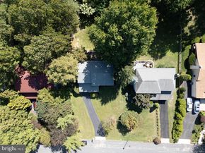 947 Caledonia Street, Philadelphia PA 19128