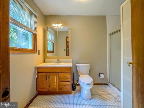 947 Caledonia Street, Philadelphia PA 19128