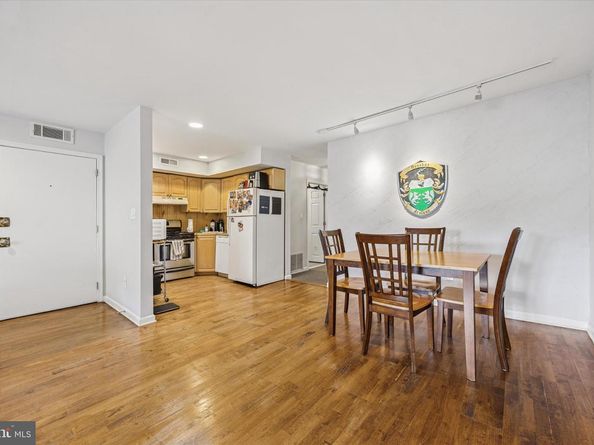 357 Hermitage Street, Philadelphia PA 19128
