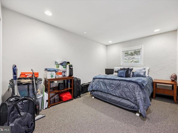 357 Hermitage Street, Philadelphia PA 19128