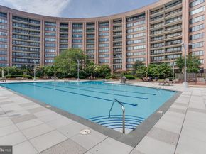 1805 Crystal Drive 318S, Arlington VA 22202