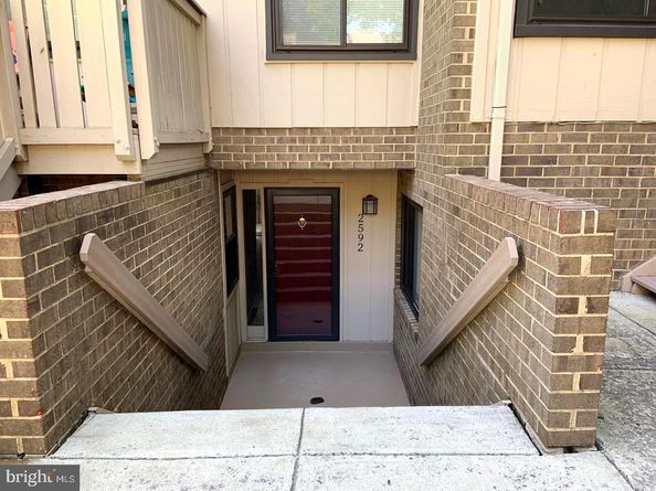 2592 Glengyle Drive 116, Vienna VA 22181
