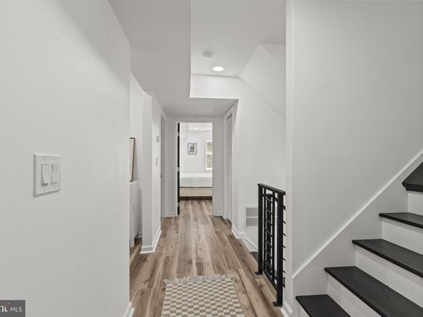 5320 Wynnefield Avenue, Philadelphia PA 19131