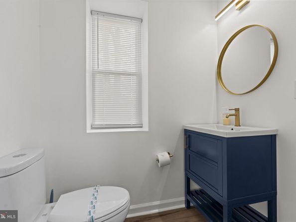 5320 Wynnefield Avenue, Philadelphia PA 19131