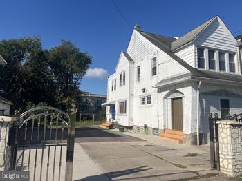 330 E Sanger Street