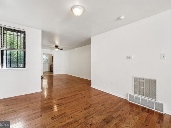 1710 Edgley Street, Philadelphia PA 19121