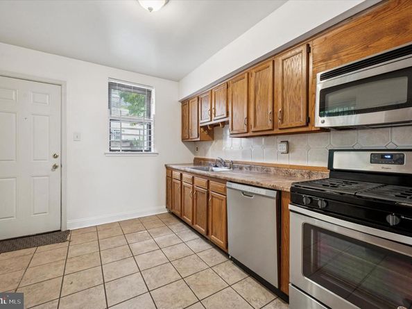 1710 Edgley Street, Philadelphia PA 19121