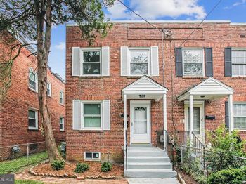 3335 Dubois Place SE