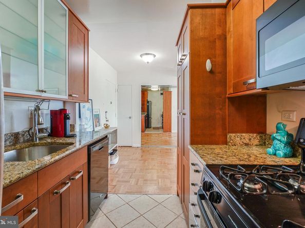 2475 Virginia Avenue NW 728, Washington DC 20037