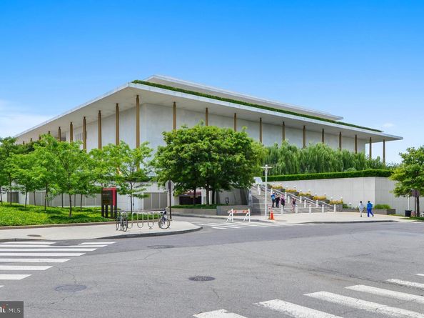 2475 Virginia Avenue NW 728, Washington DC 20037