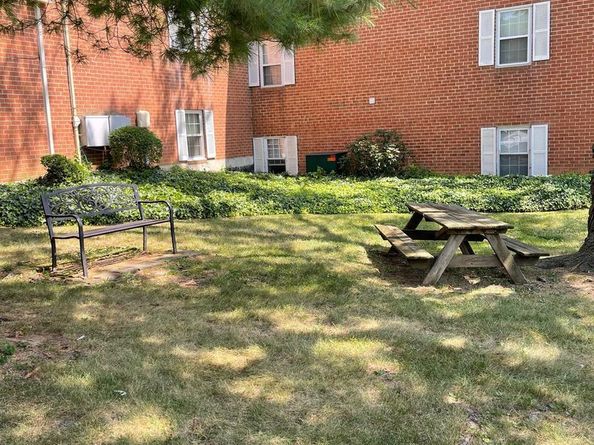 804 South Avenue D7, Secane PA 19018
