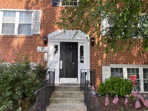 804 South Avenue D7, Secane PA 19018