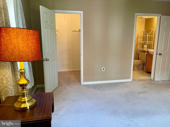 804 South Avenue D7, Secane PA 19018