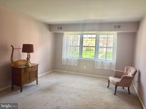804 South Avenue D7, Secane PA 19018