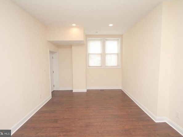 1823 N 19TH Street, Philadelphia PA 19121