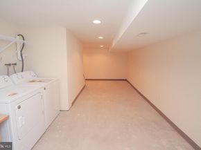 1823 N 19TH Street, Philadelphia PA 19121