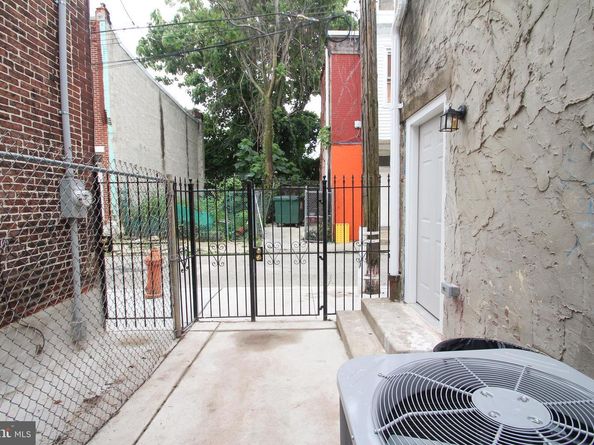 1823 N 19TH Street, Philadelphia PA 19121