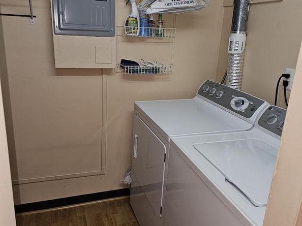 59102 Delaire Landing Road 102, Philadelphia PA 19114