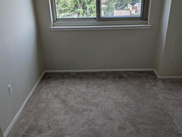 1225 Martha Custis Drive 704, Alexandria VA 22302