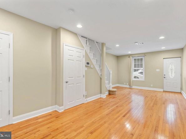 164 Grape Street, Philadelphia PA 19127