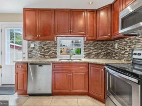164 Grape Street, Philadelphia PA 19127