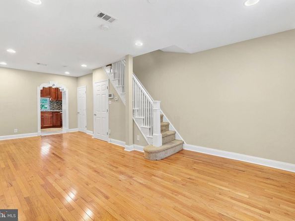 164 Grape Street, Philadelphia PA 19127