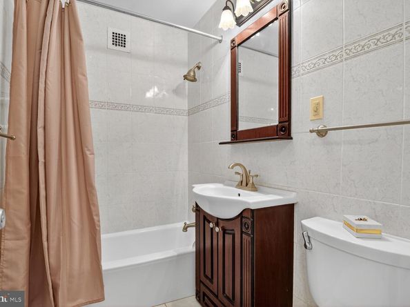 3000 Spout Run Parkway A306, Arlington VA 22201