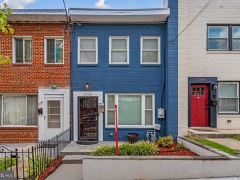 2224 16TH Street NE