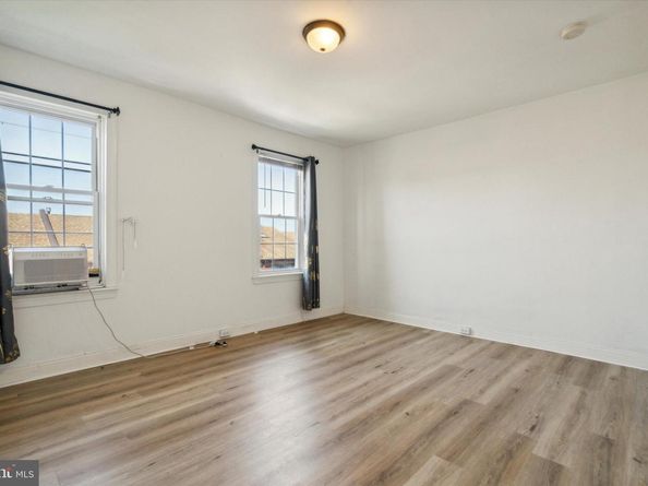 805 N 26TH Street, Philadelphia PA 19130