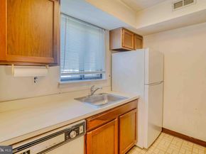 4828 Oxford Court, Bensalem PA 19020