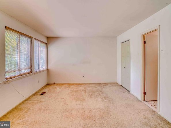 4828 Oxford Court, Bensalem PA 19020
