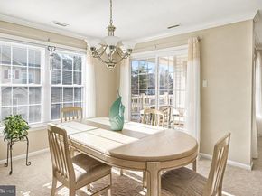 606 Julian Dr W, Warwick PA 18974