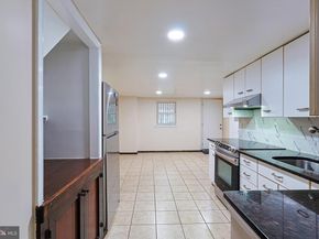 2421 Vista Street, Philadelphia PA 19152