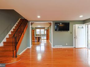 2421 Vista Street, Philadelphia PA 19152