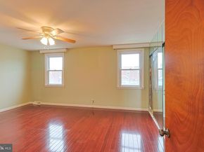 2421 Vista Street, Philadelphia PA 19152