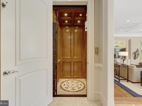 1239 Daleview Drive, Mclean VA 22102