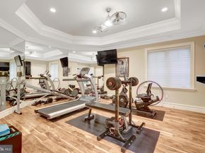 1239 Daleview Drive, Mclean VA 22102