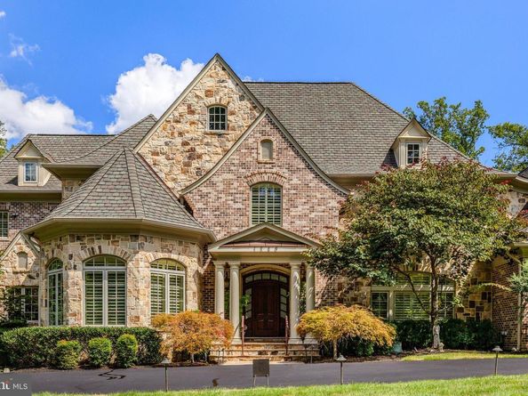 1239 Daleview Drive, Mclean VA 22102